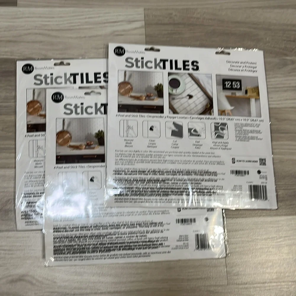 Roommates x3 sticktiles